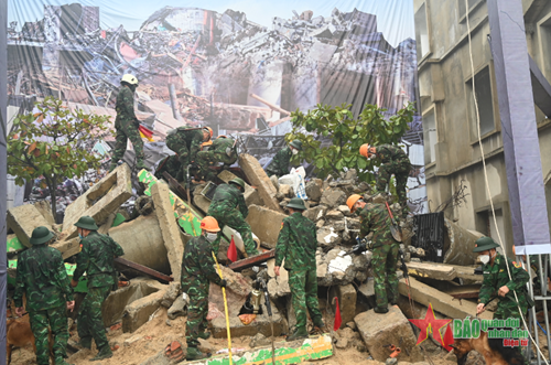 Quảng Bình: Quân, dân sẵn sàng ứng phó các tình huống